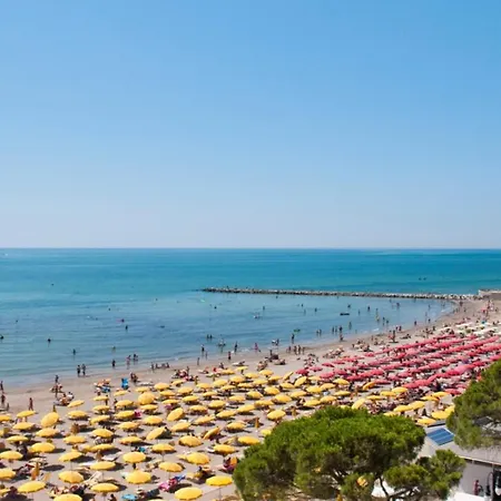Daire Adorable Seaview Flat At Pineta Grado