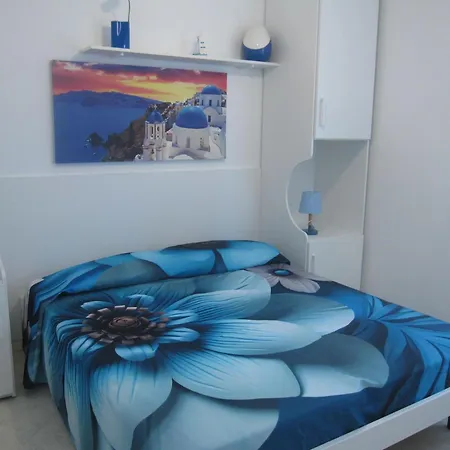 아파트 Adorable Seaview Flat At Pineta *